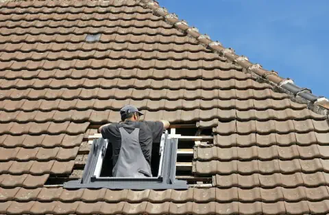 Pose de velux à Pechbonnieu